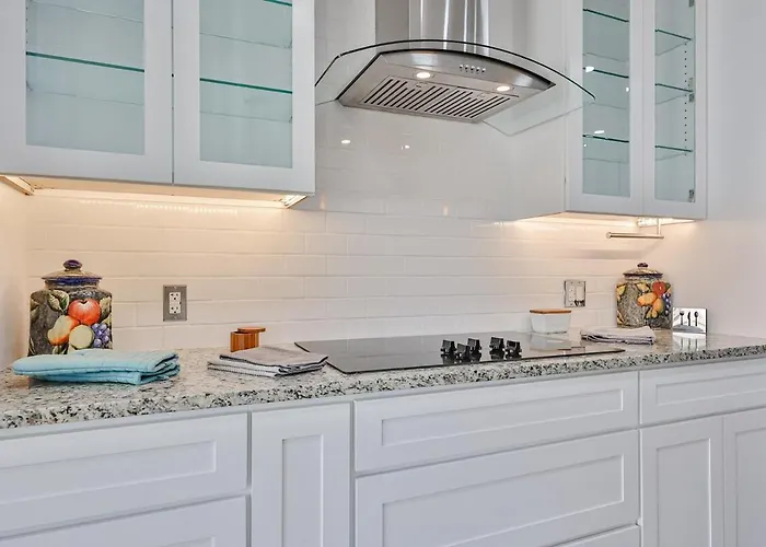 Modern Gem I 3br, Ensuites, Fenced, Sunsets * Sun City West