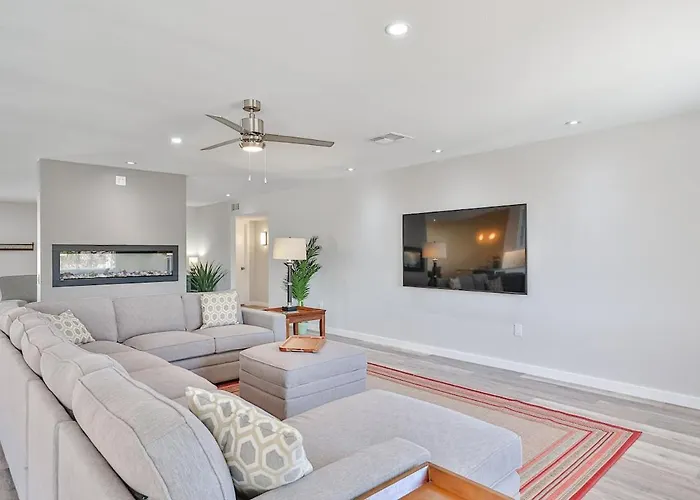 Modern Gem I 3br, Ensuites, Fenced, Sunsets Sun City West