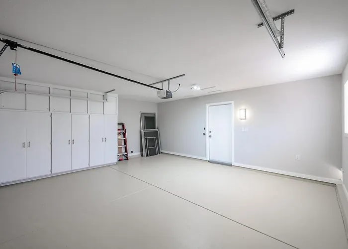 Holiday home Modern Gem I 3br, Ensuites, Fenced, Sunsets *